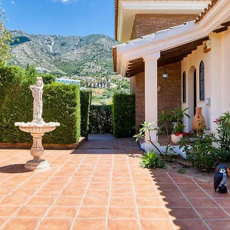 Christina, Luxury Near Mijas-pueblo Bed and breakfast Mijas